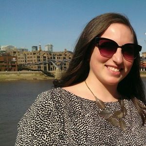 Meet your Posher, Danielle